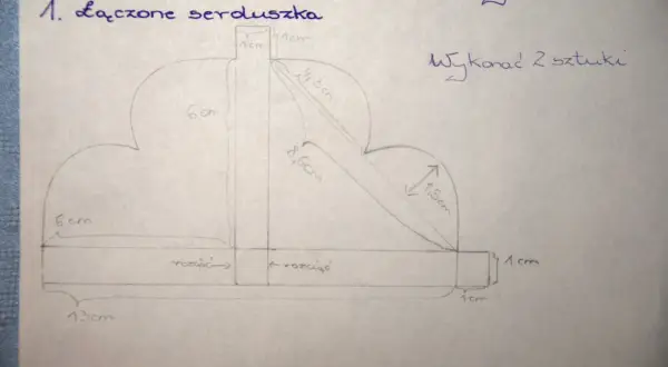 Wzór do druku: połączone serduszka, wymiary 13cm x 6cm, do wykonania 2 sztuki.